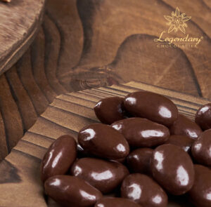 Halal OEM Orange Flavor <b>Cinnamon</b> Almonds Chocolate Cover Dragee, Healthy Food for Wholesale Products In Bulk - Product Image 4