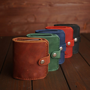 Cartera Triple de Cuero Genuino Hecha a Mano para Hombre, con Logotipo Personalizado, Tarjetero de Cuero Vacuno, Billetera Compacta para Hombre LTW-0203 - Product Image 2