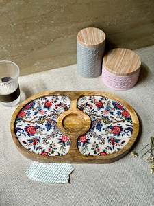 Plateau à chips et à trempettes Blossom, plateau en bois avec bol en laiton finition polie, taille personnalisable pour les collations de fêtes - Product Image 4