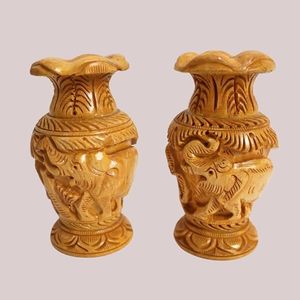 Vase en bois sculpté en forme d'éléphant, design traditionnel, décoration artisanale pour les étagères, les tables, les armoires et les consoles du salon - Product Image 2