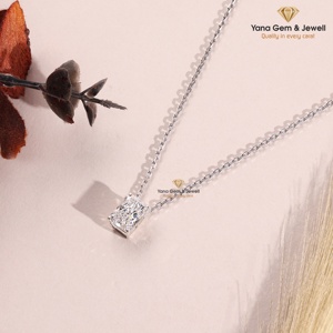 Diamant CVD cultivé en laboratoire, or massif 14 carats, certifié IGI, 3,00 carats, pendentif unisexe taille radiant, style solitaire, couleur E, clarté VVS2 - Product Image 3