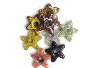 Perles de verre Murano pastel kawaii en gros, transparentes, en forme de fleur à 5 pétales, style japonais, pour la fabrication de bijoux DIY - Product Image 2