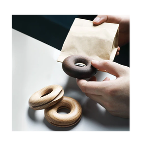 Clip de scellage ménager en bois pour sacs alimentaires et snacks, forme beignet, fournisseur en gros de clips de cuisine - Product Image 5