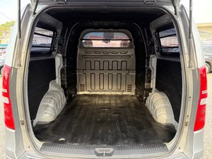 Minivan Diésel Usada, Limpia, Plateada, 2016, Grand Starex, Duradera, Automática, para Pasajeros, Vehículo de Transporte - Product Image 6