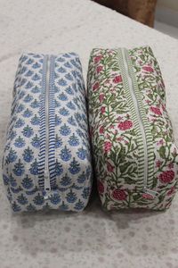 Premium Dyson-1 Eco-Friendly Vintage Floral Large Zipper Cotton Fabric Portable Foldable <b>Makeup</b> <b>Box</b> Durable Stylish Protective - Product Image 4