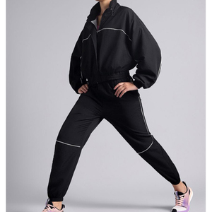 Ensemble de survêtement coupe-vent personnalisé en nylon pour hommes et femmes, style streetwear, vêtements de sport coupe-vent, survêtement décontracté surdimensionné, fournisseur OEM - Product Image 5