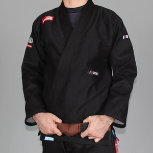 Ensemble Kimono Léger Homme Femme Coton Tenue d'Entraînement et de Grappling Respirant Fabriqué au Pakistan - Product Image 3