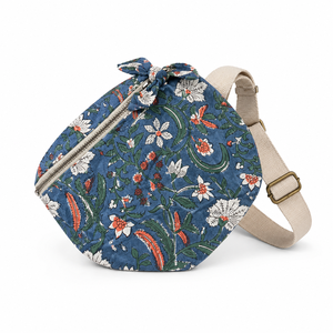 Sac bandoulière matelassé personnalisé en coton imprimé, avec fermeture éclair, sangle réglable, décontracté, pour femme, à porter à la taille, pour le voyage et le quotidien - Product Image 1