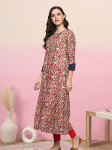 Kurta Anarkali Roja de Algodón con Estampado Kalamkari para Mujer, con Cuello Redondo y Mangas Tres Cuartos, Diseñada para Vestir en Eventos Festivos Étnicos Globales - Product Image 4