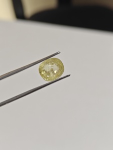 J Gems - Zafiro Natural Amarillo Pálido, Piedra Preciosa Suelta de 5.53 CT, Corte Ovalado, Transparente, Facetado, Brillante, Valorado por Terceros - Product Image 3