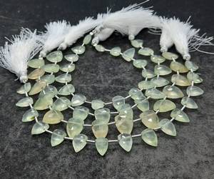 Perles de préhnite naturelle facettées en forme de nœud 8x12-9x13 MM, perles de pierre précieuse de préhnite en forme de triangle, perles de préhnite naturelle de 8 pouces - Product Image 3
