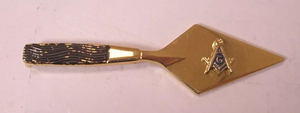 Set de Accesorios de Moda de Alta Calidad Personalizado: Gemelos y Pasadores de Corbata Masónicos Vintage con Esmalte Azul y Tono Dorado, Regalia de Maestro Masón - Product Image 1