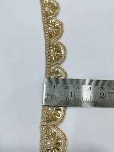 Tela de Vestido sin Coser para Mujer, Crema Premium, con Hilo Zari de Oro Real, Tejido Chino, Colección Étnica de Diseñador - Product Image 4