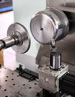 Ligne de production de pots en cuivre du fabricant d'origine, dotée de machines de filage de métal CNC automatisées et d'extrusion combinée Lang Ruixing