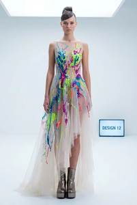 ชุดราตรีปักลายดอกไม้สีชมพูหรูหราขายส่ง ปี 2026 ราคาโรงงาน ชุดเดรสออกงานผ้าทูลล์แขนระบายสำหรับผู้หญิง - Product Image 4