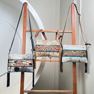 High Quality Popular Hand Tooled Cowhide Leather Fringe Shoulder Bags for Women Big Capacity Hand Floral Crossbody Bags for Lady - Product Image 4