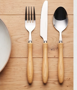 Ensemble de couverts minimalistes avec manche en bois, tête en acier inoxydable poli miroir, passe au lave-vaisselle, pour mariages et événements - Product Image 1