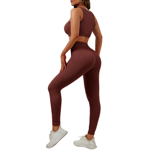 Ensembles de sport et fitness 2 pièces pour femmes, séchage rapide, haut de yoga et leggings, dos élégant, pour la course et la gym, coupe ajustée effet seconde peau - Product Image 2