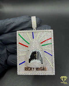 Colgante de Boca de Tiburón Personalizado con Nombre Personalizado "Ricky Rosay", Diamantes Moissanite VVS, Joyería Hip Hop - Product Image 2