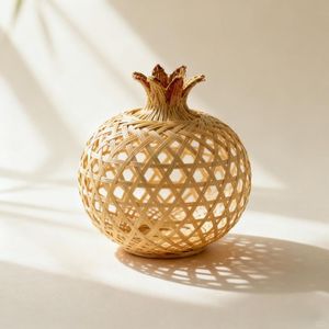 Cesta de ratán de lujo tejida a mano con forma de granada, frutero decorativo de fibra natural, centro de mesa para decoración del hogar estilo boho - Product Image 1