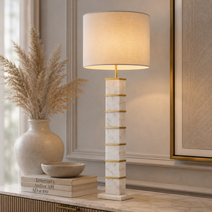 Lámpara de pie minimalista de mármol con detalles arquitectónicos contemporáneos y elegante funcionalidad decorativa - Product Image 1