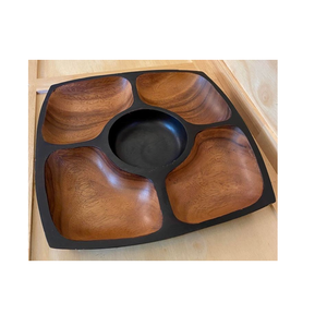 Plateau de service triangulaire en bois artisanal avec 3 compartiments, organisateur de collations et d'assaisonnements géométrique écologique, rustique - Product Image 6