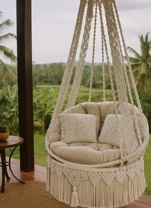 Fauteuil suspendu en macramé beige en coton, chaise suspendue d'extérieur, chaise à bascule en macramé, hamac en macramé, chaise balançoire - Product Image 2