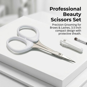Outil de soin personnel en acier inoxydable de haute qualité avec une lame fine et une poignée confortable, ciseaux à cils - Product Image 2