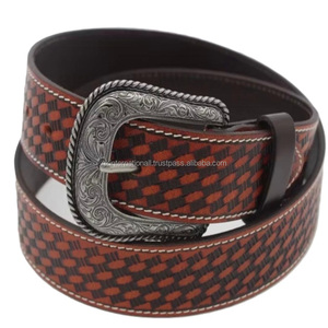 Ceinture en cuir occidentale unisexe de haute qualité, motif tressé, gravée à la main, avec boucle en laiton gravée de motifs floraux - Product Image 1