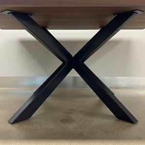 Juego de Mesa de Comedor Moderno de Madera de Mango Sólida, Hecho a Mano, Ecológico, para 4 Personas, Cuadrado, Acabado Miel, Estilo Industrial - Product Image 5