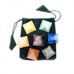 Juego de Pirámides de 7 Chakras de Ágata Hechas a Mano al por Mayor, Cristales de Meditación para Sanación Espiritual, Minerales, Rocas, Pirámides de Feng Shui - Product Image 1