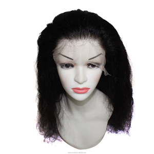 Nuestras pelucas de cabello virgen con encaje frontal HD y densidad 250 ofrecen un aspecto natural con cabello humano suave y real, y una línea de cabello indetectable. - Product Image 4