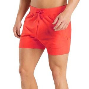 กางเกงวิ่งขาสั้นลำลองคลาสสิกสีพื้น กางเกงออกกำลังกาย กางเกงวิ่งน้ำหนักเบา โพลีเอสเตอร์ 100% สวมใส่สบายสำหรับผู้ชาย แบบสั่งทำ - Product Image 1