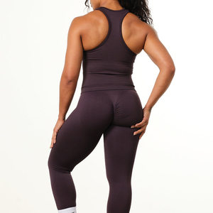 Camiseta Deportiva de Punto para Mujer, Color Sólido, Transpirable, con Cuello Redondo, Largo Regular, en Spandex y Poliéster - Product Image 2