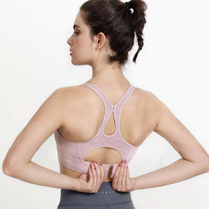 Sujetador deportivo de alta calidad con tirantes ajustables para mujer, diseño personalizado de nailon y spandex para fitness, yoga y deportes. - Product Image 6
