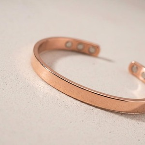 Brazalete Magnético de Cobre para Alivio del Dolor, Brazalete Magnético de Cobre Unisex, Diseño Abierto Pulido, Forma Circular - Product Image 3