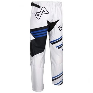Pantalon de hockey sur roulettes léger et respirant, coupe ajustée, avec sangles de protection personnalisées en toile, méthode de tissage, caractéristiques de protection - Product Image 1