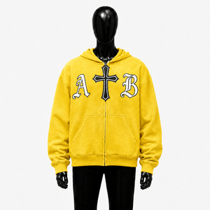 Sudadera con capucha amarilla personalizada con cremallera, estilo gótico oversize con gráfico de cruz y letras AB, ropa urbana unisex de moda para hombre - Product Image 1