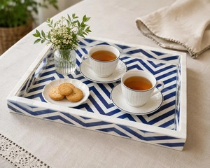 Bandeja de Hueso Incrustado Hecha a Mano de Calidad Premium con Diseño de Mosaico Detallado y Duradera para Servir Comida, Bebidas y como Decoración en Venta - Product Image 6
