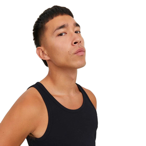 เสื้อผ้าออกกำลังกายแห้งเร็ว เสื้อกล้ามผู้ชายสำหรับขาย ผู้ผลิตที่ดีที่สุด รับทำโลโก้ เสื้อกล้ามออกกำลังกายผู้ชายขายส่ง ระบายอากาศได้ดี - Product Image 4