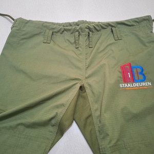 Uniforme de Jiu Jitsu Personalizado para Academia, Equipo de BJJ, Gimnasio, Club, Servicio OEM, Uniforme Personalizado para Hombre Adulto, 100% Algodón, Ligero y Transpirable - Product Image 5