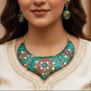 Collar de cadena de eslabones hecho a mano Rawat Handicrafts, chapado en bronce antiguo, con mosaico geométrico, modelo NK-1662 - Product Image 1