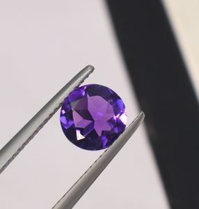 Ametyste naturelle ronde taille brillant 8 mm, pierre précieuse lâche pour la fabrication de bijoux - Product Image 6