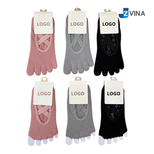 <b>Custom</b> Logo Women's 5 Toe <b>Grip</b> <b>Socks</b> Cotton Criss Cross Pilates Yoga <b>Socks</b> - Product Image 1