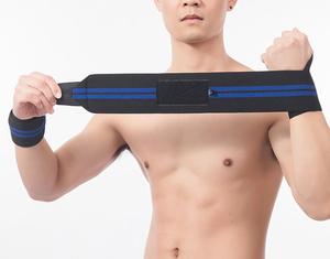 สายรัดข้อมือแบบมีโลโก้สั่งทำพิเศษ พร้อมแถบตีนตุ๊กแก สำหรับการฝึกความแข็งแรง ยกน้ำหนัก สายรัดข้อมือแบบปรับได้ ระบายอากาศได้ดี - Product Image 4