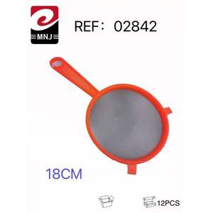 Filtre à huile en plastique de 18 cm avec poignée et maille fine – Colador Plastico pour passoires et égouttoirs - Product Image 1