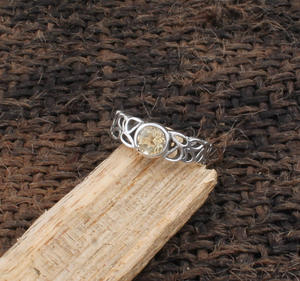 แหวนแต่งงานซิทรินธรรมชาติ เงินแท้ 925 ชุบเงิน ประดับพลอยสีเหลืองทรงบริลเลียนท์คัต ดีไซน์คลาสสิก คุณภาพสูง สำหรับผู้หญิง - Product Image 2