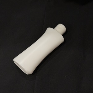 APS C0426 PE Plastic Cosmetic <b>Bottle</b> Set Inner Cap Ribs Flattened Cylinder Shape 110-<b>200ml</b> Capacity Lightweight Anti-Leakage - Product Image 1
