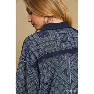 Umgee Veste chemise en jean à imprimé cachemire pour femme - Product Image 2