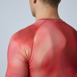 T-shirt de compression personnalisé pour homme, coupe ajustée, manches courtes, vêtements de sport actifs, entraînement en salle de sport, haut de performance - Product Image 4